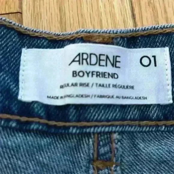 Ardene Women's Boyfriend Jeans Size 1 Dark Wash Blue - Picture 7 of 12
